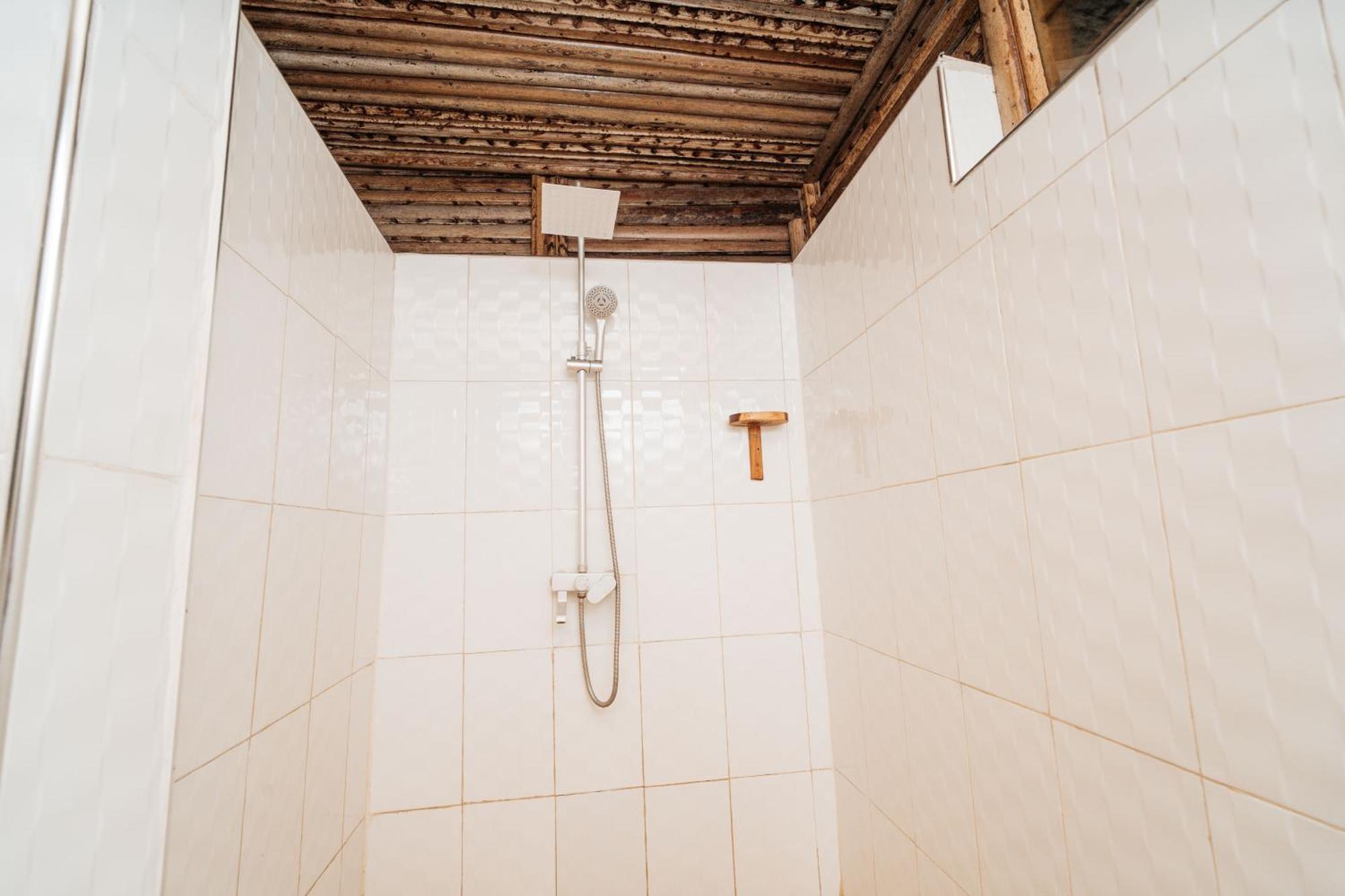 Maisara Mafia Beach Lodge Килиндони Екстериор снимка