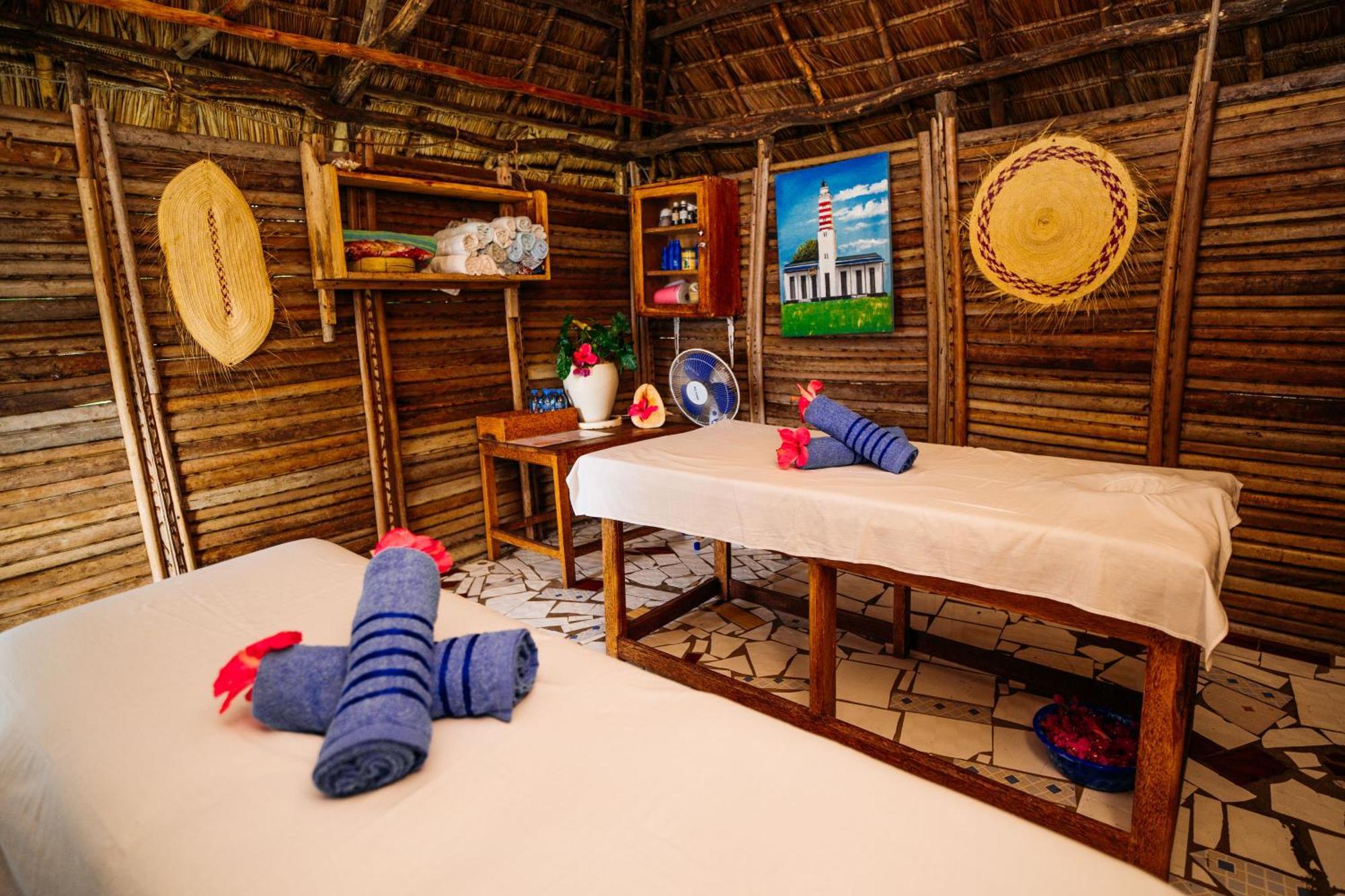 Maisara Mafia Beach Lodge Килиндони Екстериор снимка