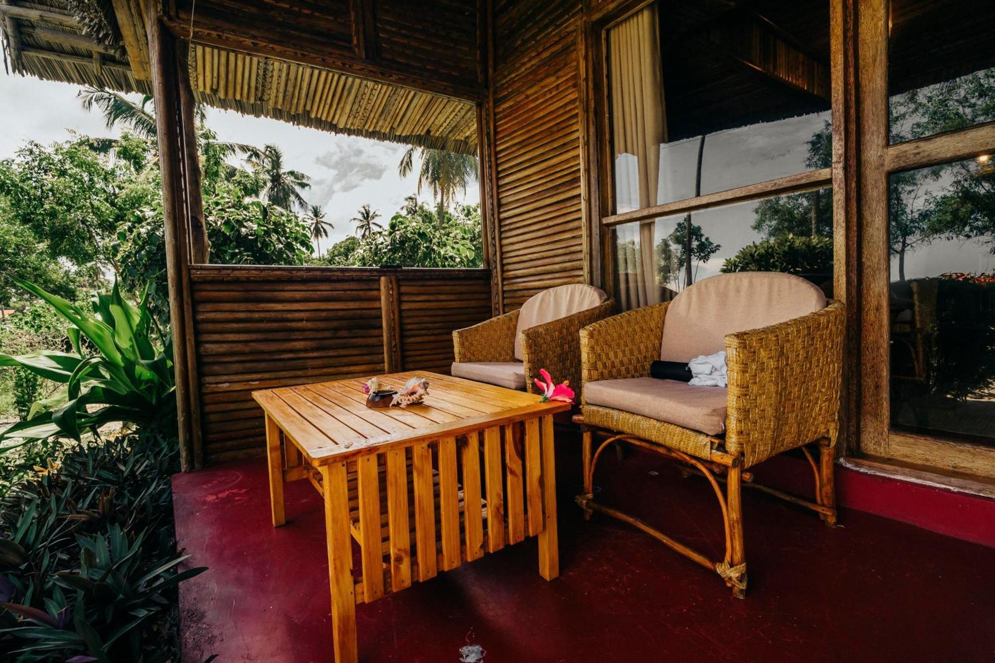 Maisara Mafia Beach Lodge Килиндони Екстериор снимка