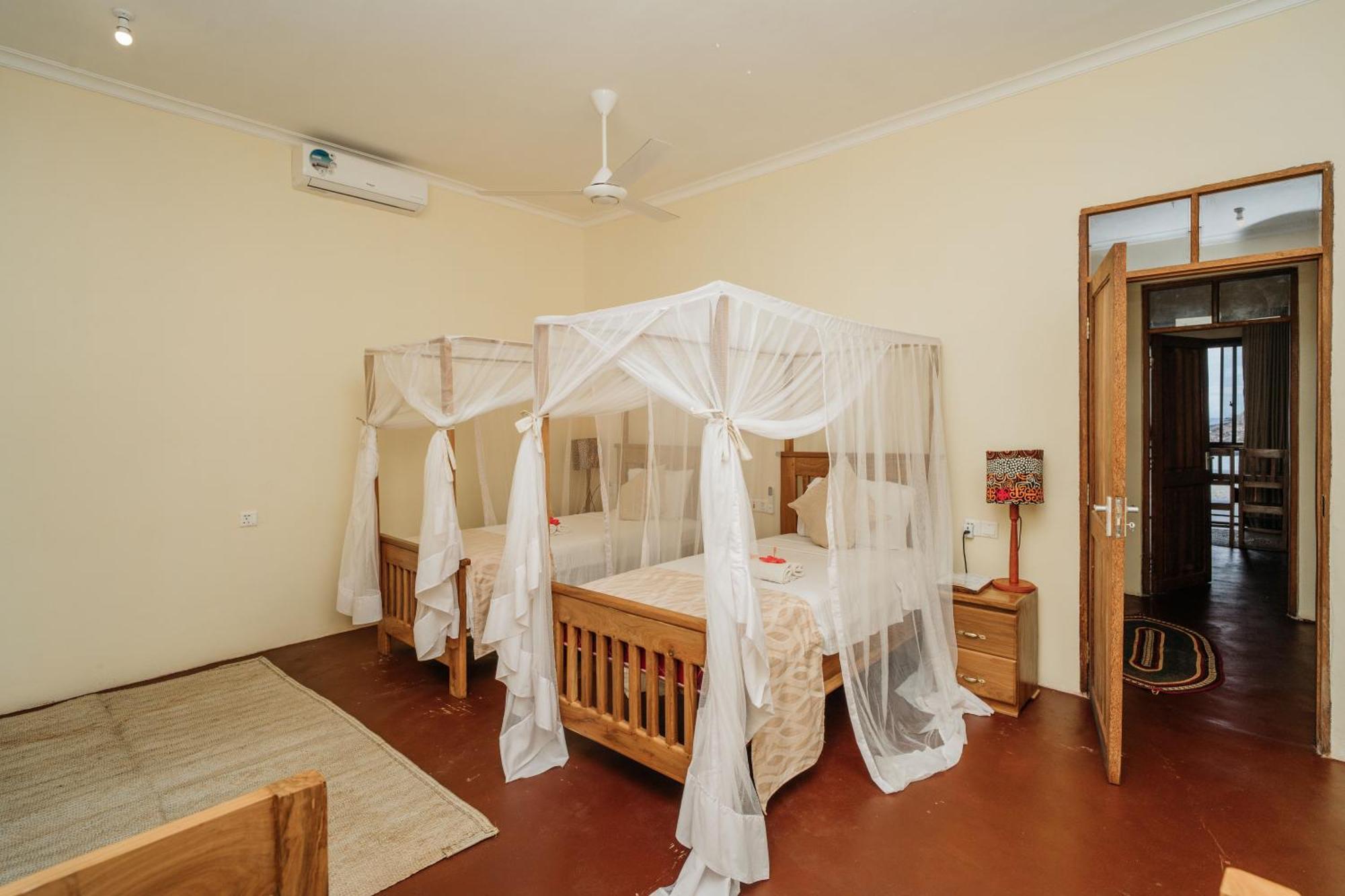 Maisara Mafia Beach Lodge Килиндони Екстериор снимка