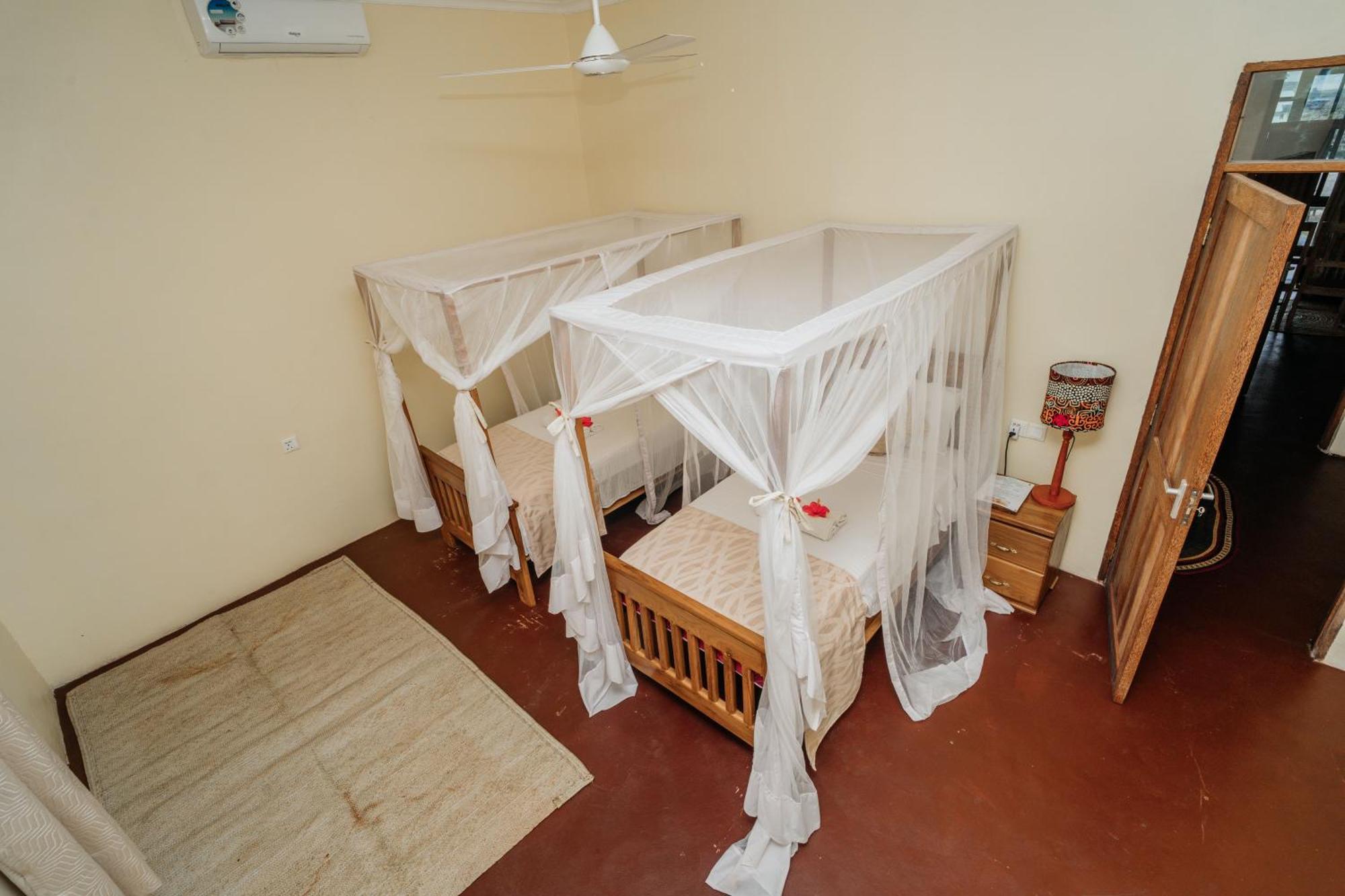 Maisara Mafia Beach Lodge Килиндони Екстериор снимка