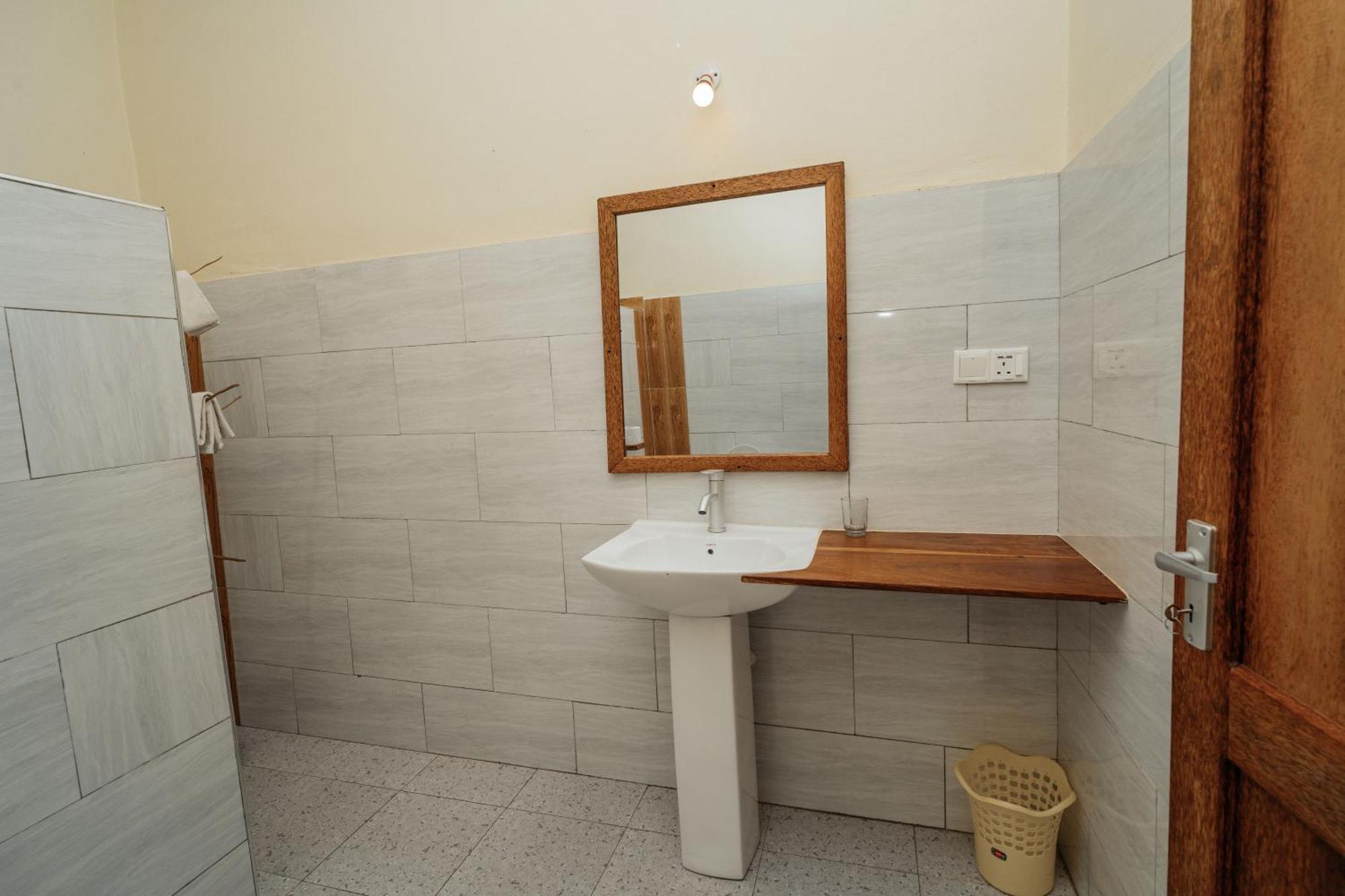 Maisara Mafia Beach Lodge Килиндони Екстериор снимка