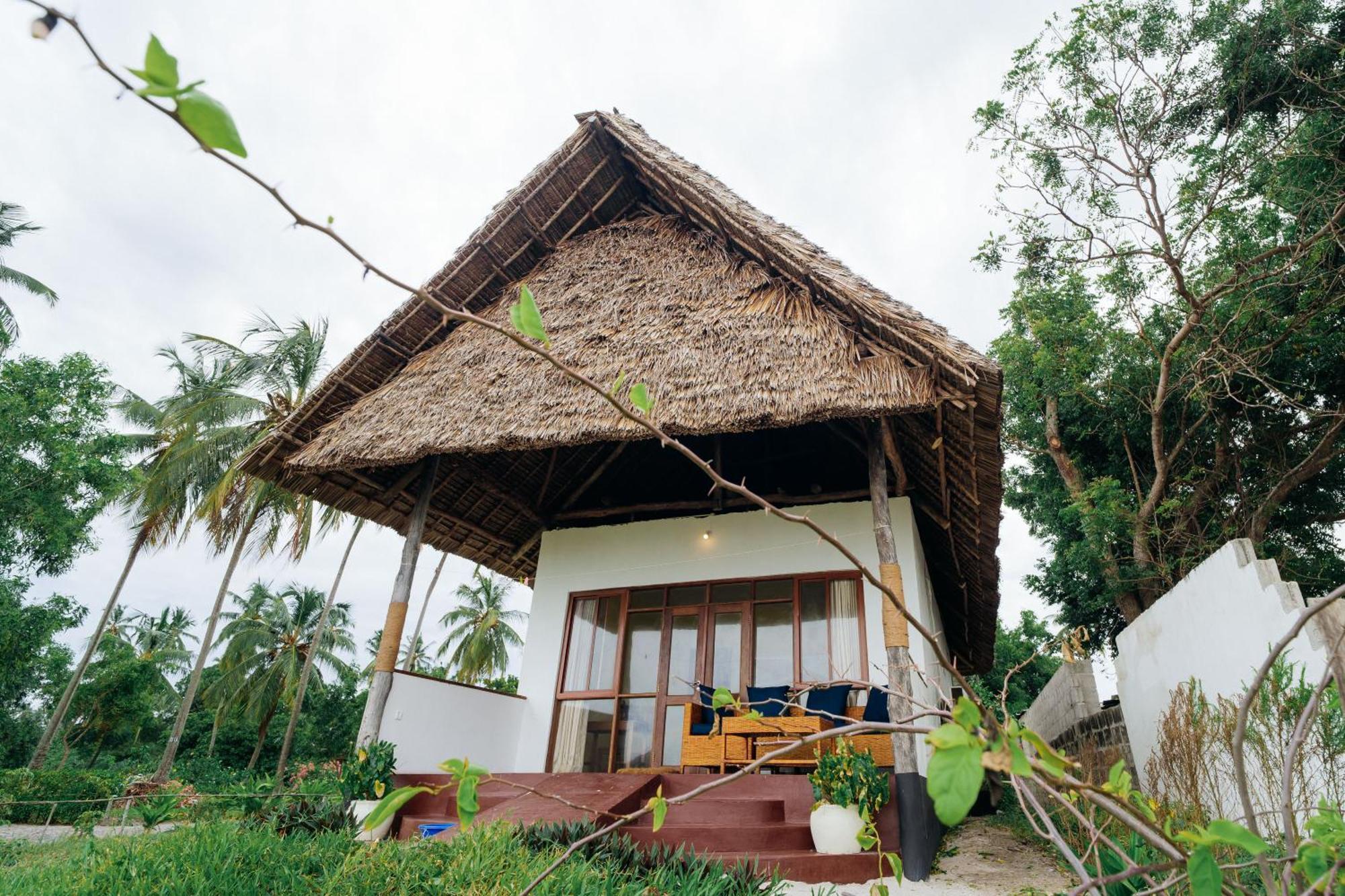 Maisara Mafia Beach Lodge Килиндони Екстериор снимка