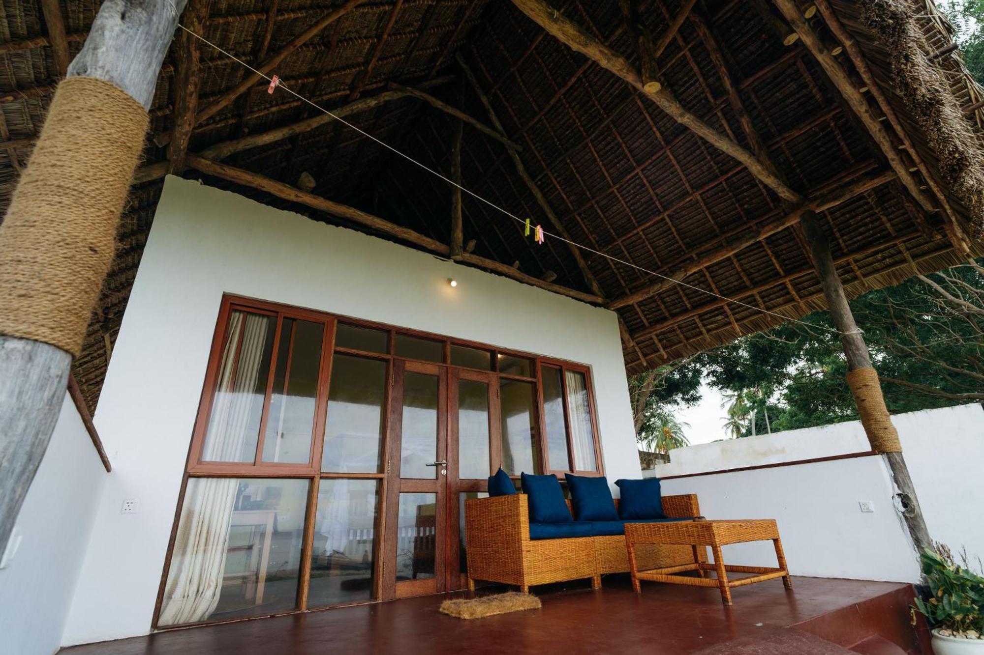 Maisara Mafia Beach Lodge Килиндони Екстериор снимка