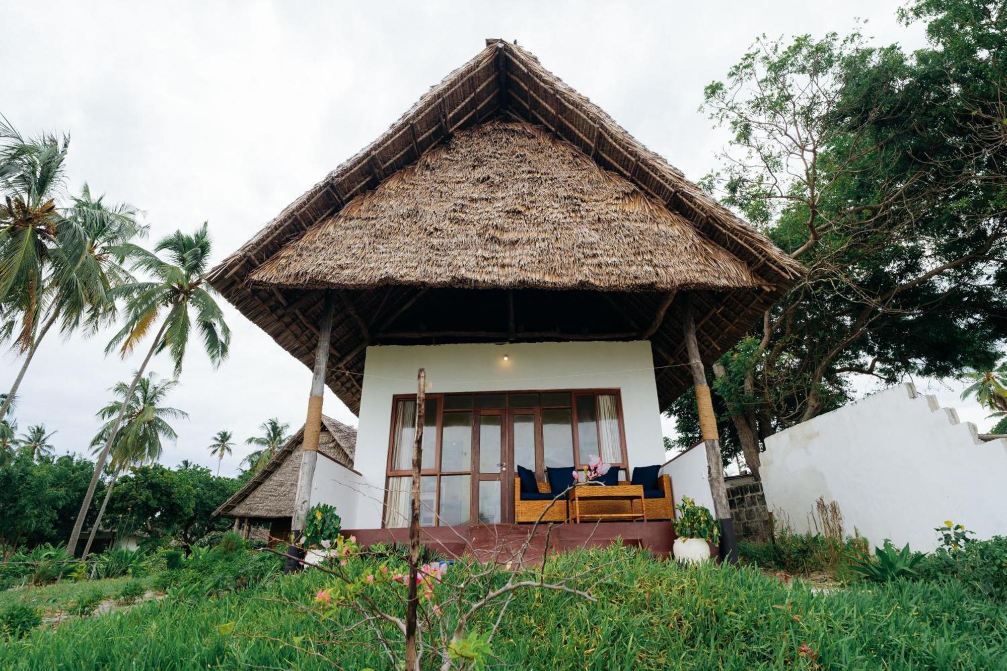 Maisara Mafia Beach Lodge Килиндони Екстериор снимка